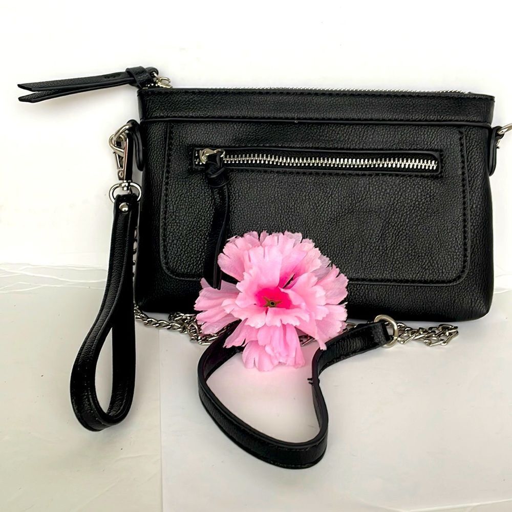 MINI CROSSBODY OR WRISTLET IN BLACK